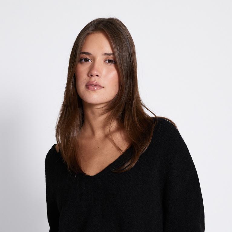 V-neck knit sweater "Keira" Black